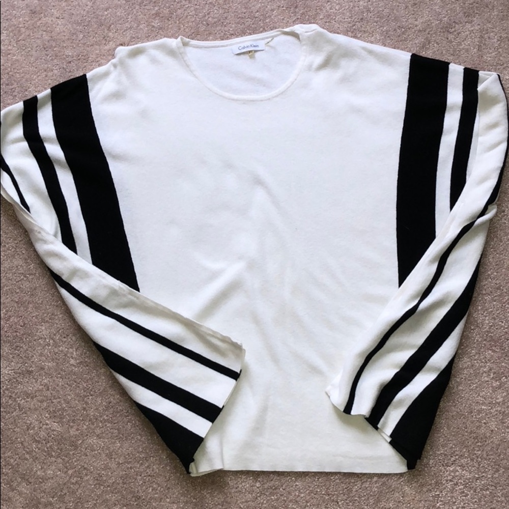 Calvin Klein Sweater Poncho